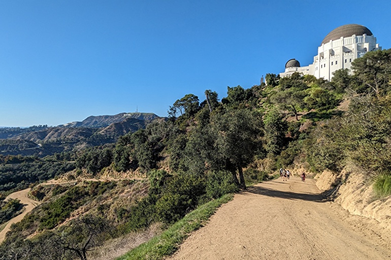 グリフィス天文台へのハイキング