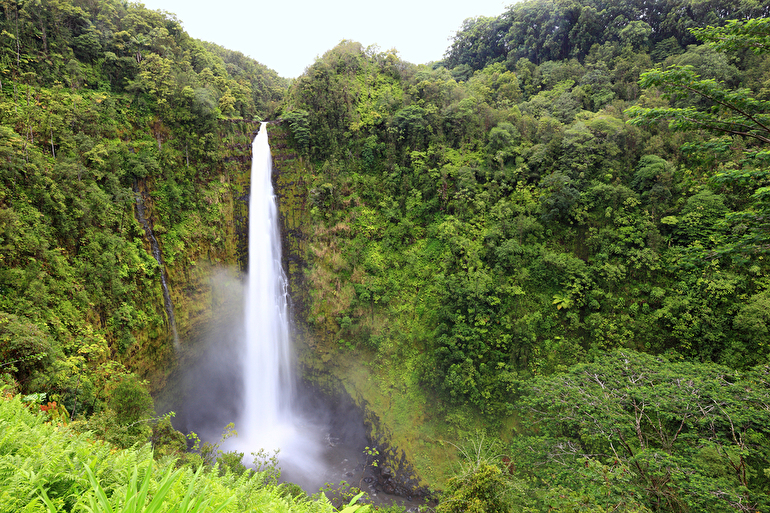 アカカ・フォールズ/Akaka Falls State Park