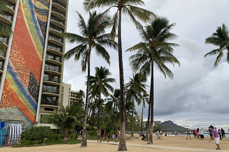 デューク・カハナモク・ビーチ / Duke Kahanamoku Beach