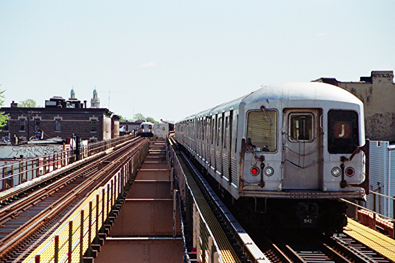 テラコッタ・ブラウン(BMTナッソー・ストリート線/BMT Nassau Street Line)