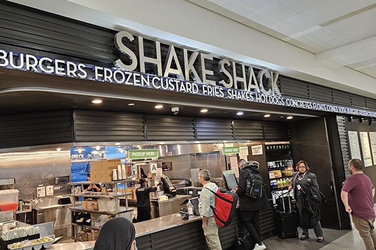 シェイクシャック/Shake Shack at JFK