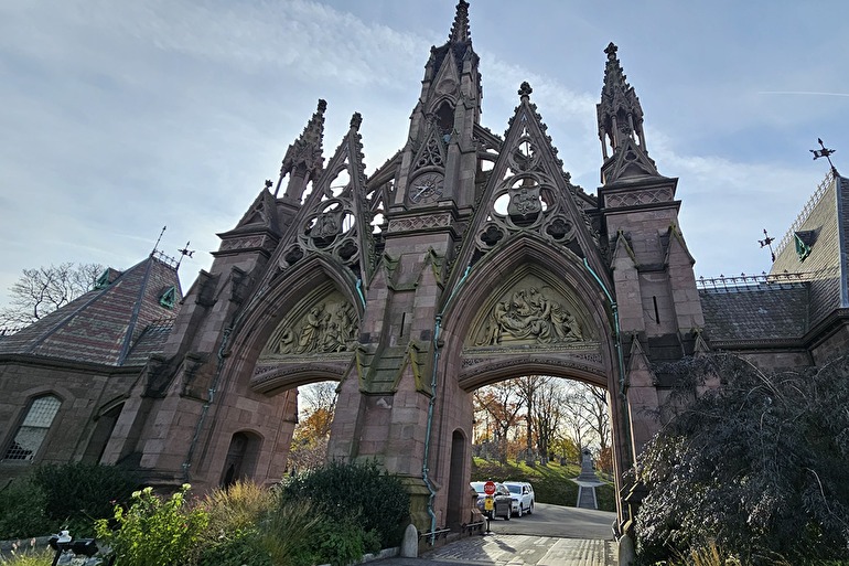 グリーンウッド墓地/Green-Wood Cemetery